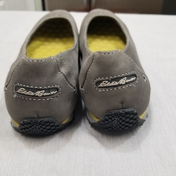 Eddie Bauer | Stine Gray Suede Flats size 9 travex hiking trails outdoor EUC‎ - Picture 2 of 11